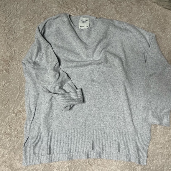 Grey Sweater - Picture 3 of 3